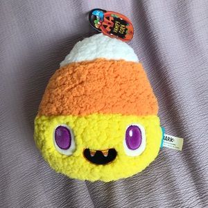 🚚NWT Barkbox “Vampy Corn” M-L Dog Toy